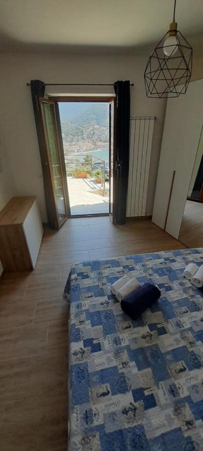 Finestra Sul Golfo Apartment Рапало Екстериор снимка