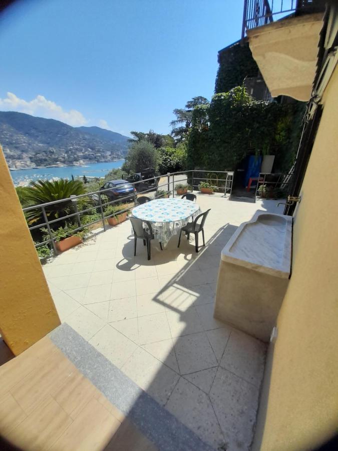 Finestra Sul Golfo Apartment Рапало Екстериор снимка